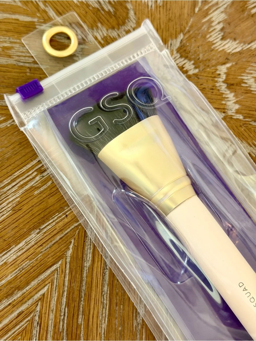 Glam Squad 2 You Cream Handle Foundation Brush with Gold Ferrule